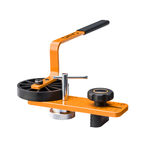 camo lever tool to straighten out boards